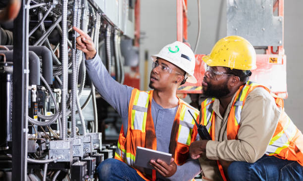 Best Emergency Electrician Near Me  in Montclair, CA